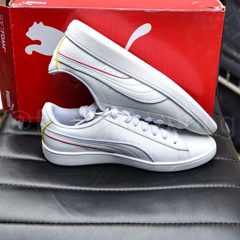 PUMA Women's Vikky 2 Sneaker - Picture 4 of 8